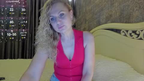 Snapshot of milanna_x chatting on 10-16-25, 04:52 milanna_x online show from 10-16-25, 04:52