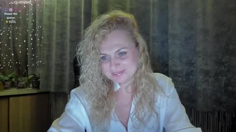 Snapshot of milanna_x chatting on 10-30-25, 07:14 milanna_x online show from 10-30-25, 07:14