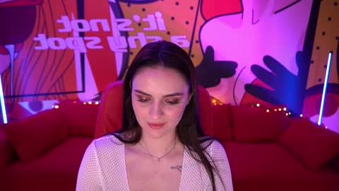 Snapshot of milashalovely chatting on 02-04-25, 10:00 Milasha online show from 02-04-25, 10:00