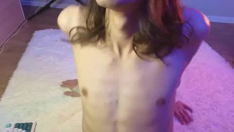 Snapshot of milaslovv chatting on 03-02-25, 01:27 Mila online show from 03-02-25, 01:27