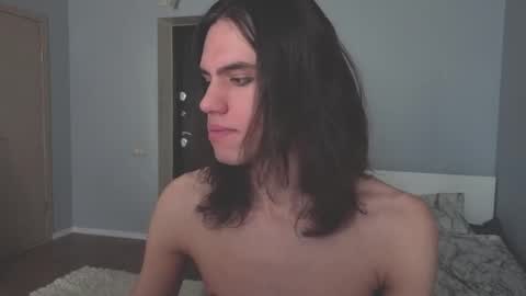 Mila online show from 03-01-26, 08:27