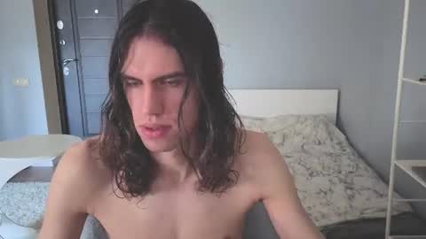 Snapshot of milaslovv chatting on 06-18-26, 05:30 Mila online show from 06-18-26, 05:30