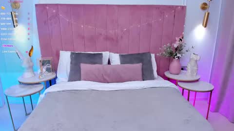 Snapshot of milavox chatting on 03-07-25, 05:40 Mia online show from 03-07-25, 05:40