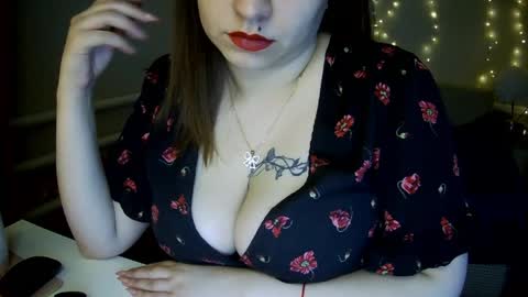 Milaxcute online show from 04-10-26, 02:00