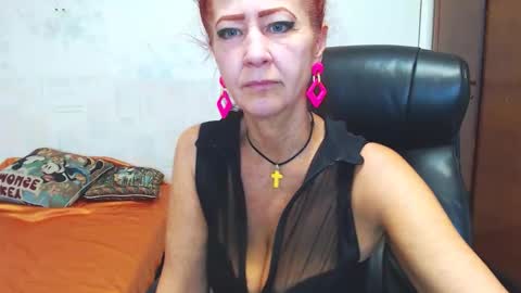 Snapshot of milayadflow chatting on 09-17-25, 01:24 MilayaDFlow online show from 09-17-25, 01:24