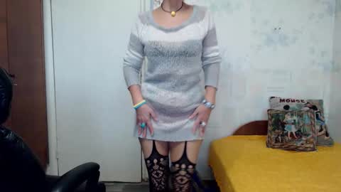 Snapshot of milayadflow chatting on 11-29-25, 09:01 MilayaDFlow online show from 11-29-25, 09:01