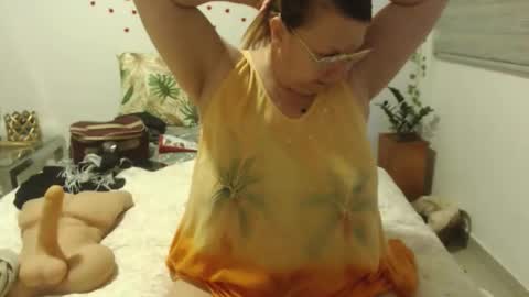 milchanell online show from 10-13-25, 10:54