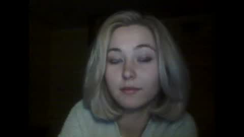 Snapshot of milena391630 chatting on 02-15-25, 10:21 Milena new nonude shy blonde natural online show from 02-15-25, 10:21