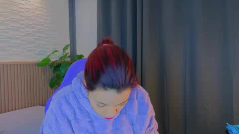 Snapshot of milena_lawson chatting on 10-02-25, 11:28 milena_lawson online show from 10-02-25, 11:28