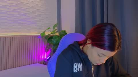 Snapshot of milena_lawson chatting on 10-03-25, 11:07 milena_lawson online show from 10-03-25, 11:07