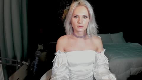 Milena online show from 12-10-24, 04:27