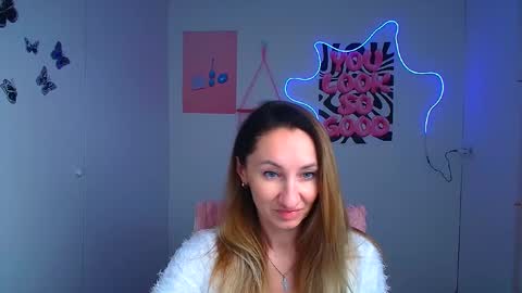Milena online show from 02-17-26, 12:23