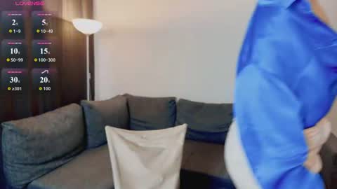 Snapshot of milena_whity chatting on 06-13-26, 05:49 Milena online show from 06-13-26, 05:49
