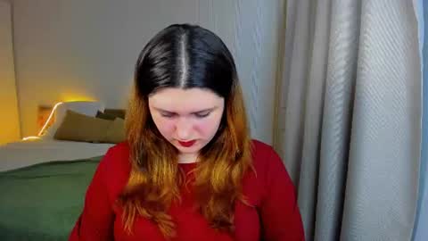 Snapshot of milenafiery chatting on 06-19-26, 06:23 milenafiery online show from 06-19-26, 06:23