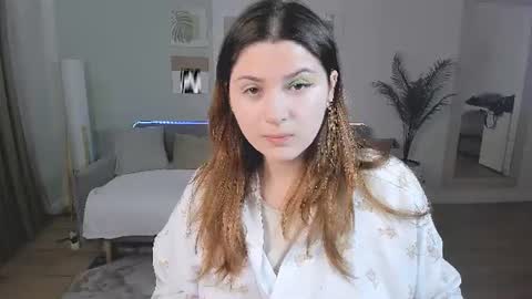 Snapshot of milenafiery chatting on 06-21-26, 03:20 milenafiery online show from 06-21-26, 03:20
