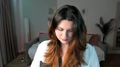 Snapshot of milenafiery chatting on 06-30-26, 07:26 milenafiery online show from 06-30-26, 07:26
