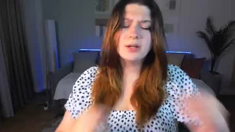 Snapshot of milenafiery chatting on 07-04-26, 06:14 milenafiery online show from 07-04-26, 06:14