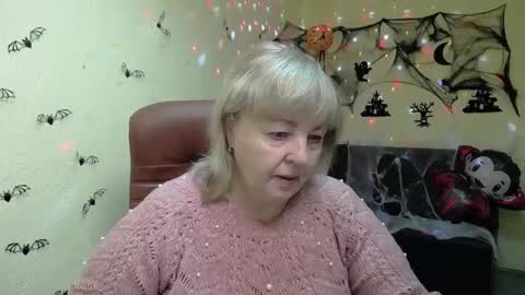 Milena online show from 10-28-25, 06:06