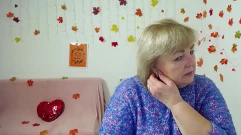 Milena online show from 11-14-25, 06:01