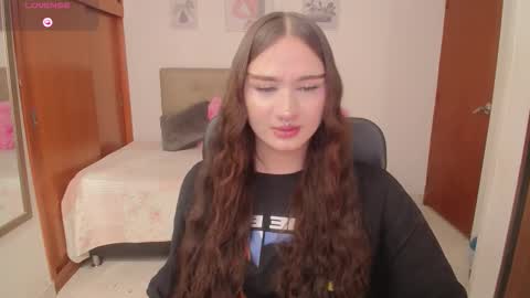 Miley online show from 11-19-25, 02:28