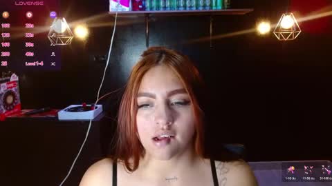 Snapshot of miley_clarck chatting on 05-19-26, 02:23 Miley online show from 05-19-26, 02:23