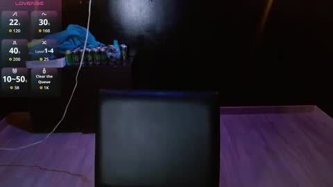Snapshot of miley_clarck chatting on 06-06-26, 08:13 Miley online show from 06-06-26, 08:13