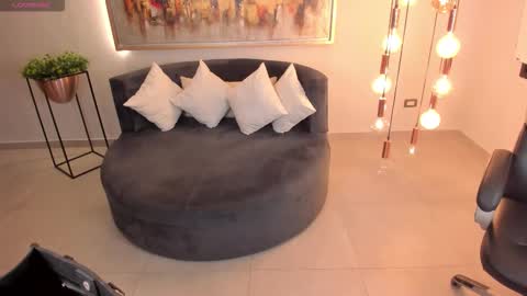 Miley Cruz  IG miley model23 online show from 10-24-25, 11:23