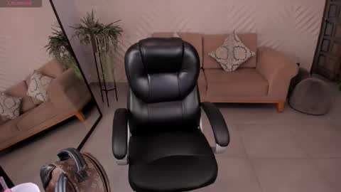 Miley Cruz  IG miley model23 online show from 11-25-25, 07:25