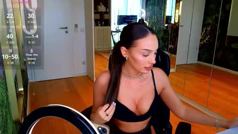 Snapshot of mileysin chatting on 05-20-26, 09:48 Miley Sin online show from 05-20-26, 09:48