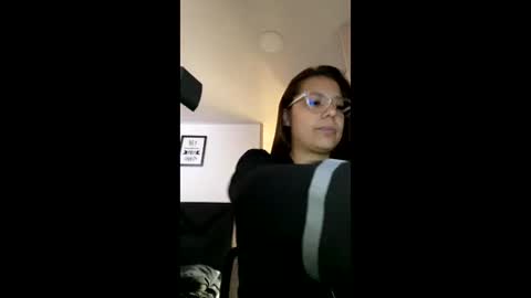 Melissa online show from 05-30-26, 01:41