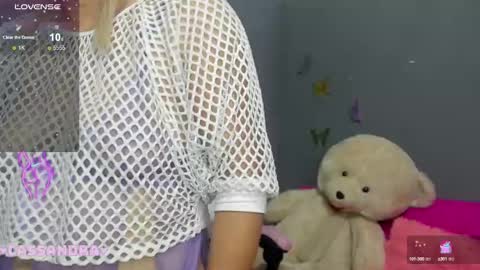 Snapshot of milf_bigboooty chatting on 12-20-24, 07:01 kassandra online show from 12-20-24, 07:01