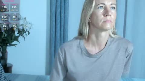 Christine online show from 06-12-26, 11:09