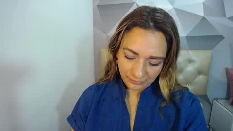 milf_hugeboobs online show from 12-01-25, 06:24