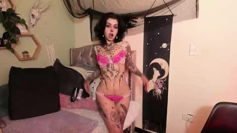 Isabella online show from 02-10-26, 01:48