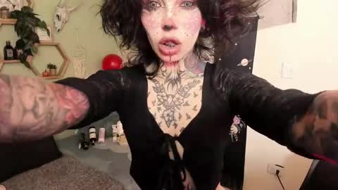 Isabella online show from 03-19-26, 01:15