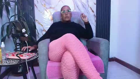  milf sikiu  online show from 04-27-26, 02:42