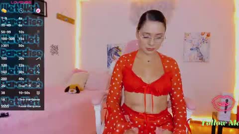 Snapshot of milfaaura chatting on 07-15-26, 04:18 Aura online show from 07-15-26, 04:18