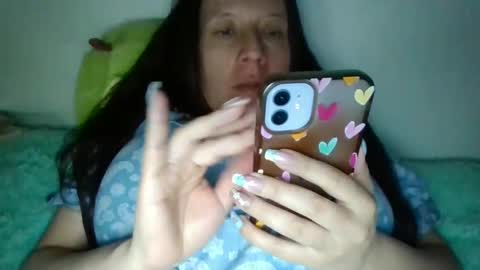 Snapshot of milfevha chatting on 01-18-25, 11:22 milfevha online show from 01-18-25, 11:22