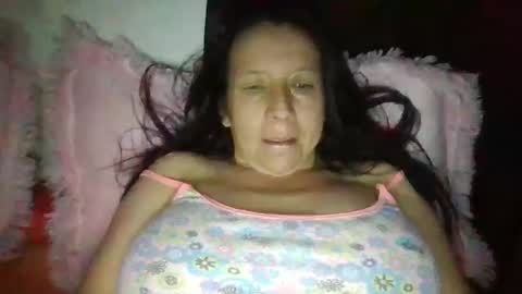 Snapshot of milfevha chatting on 03-10-25, 02:48 milfevha online show from 03-10-25, 02:48