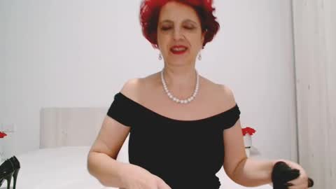 Snapshot of milffsupreme chatting on 12-06-24, 03:55 Milfsupreme online show from 12-06-24, 03:55