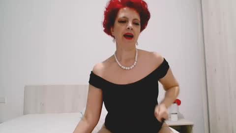 Snapshot of milffsupreme chatting on 12-12-24, 03:37 Milfsupreme online show from 12-12-24, 03:37