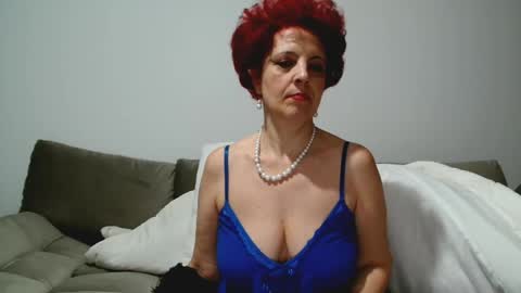 Snapshot of milffsupreme chatting on 01-16-25, 08:57 Milfsupreme online show from 01-16-25, 08:57