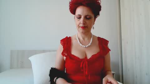 Snapshot of milffsupreme chatting on 03-08-25, 11:05 Milfsupreme online show from 03-08-25, 11:05