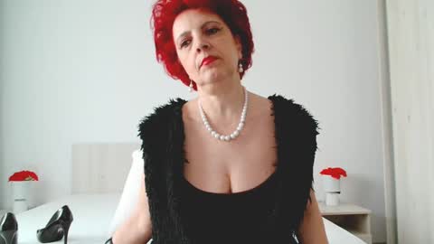 Snapshot of milffsupreme chatting on 03-11-25, 12:28 Milfsupreme online show from 03-11-25, 12:28