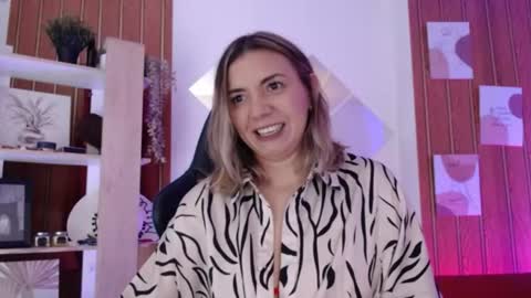 Sara  online show from 08-08-26, 11:12