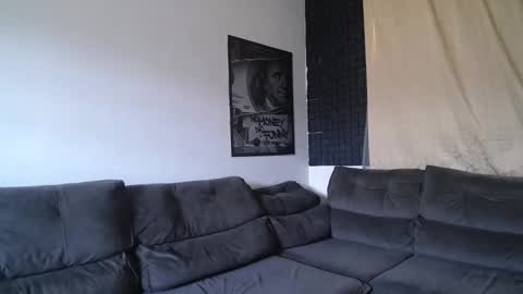 Snapshot of milioncouple chatting on 04-04-26, 04:59 milioncouple online show from 04-04-26, 04:59