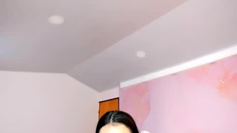 Snapshot of milk_candy16 chatting on 10-05-25, 12:25 S O F I A online show from 10-05-25, 12:25