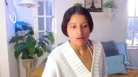 CHLOE online show from 03-12-26, 01:50