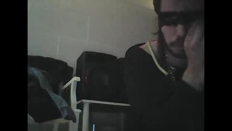Snapshot of milk_couple30 chatting on 02-06-25, 03:16 milk_couple30 online show from 02-06-25, 03:16