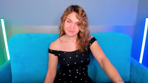 milkablond online show from 02-04-25, 12:40